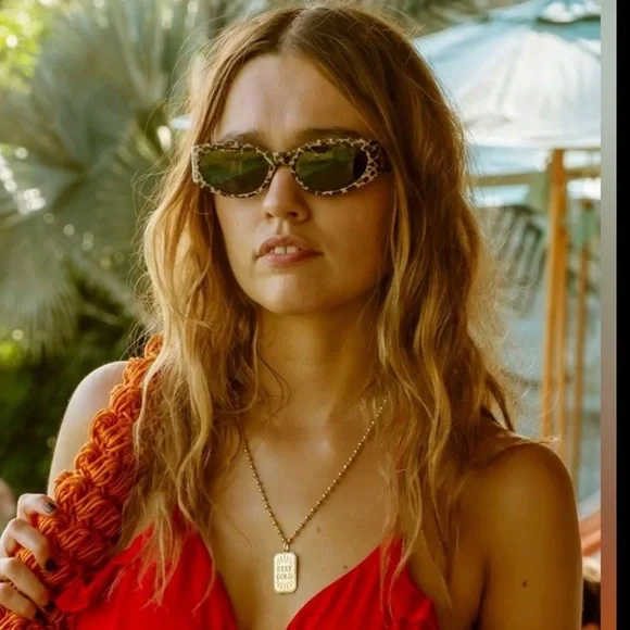 Jacquemus Ovalo Oval Sunglasses - Leopard - Picture 9 of 10